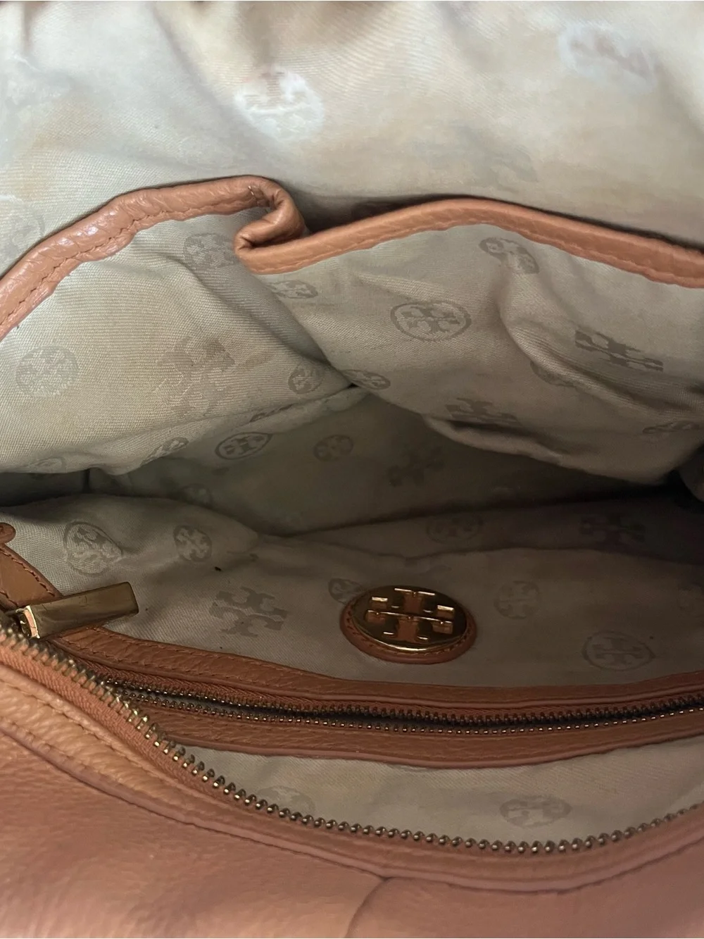 Tory Burch Tan Leather Amanda Hobo Bag